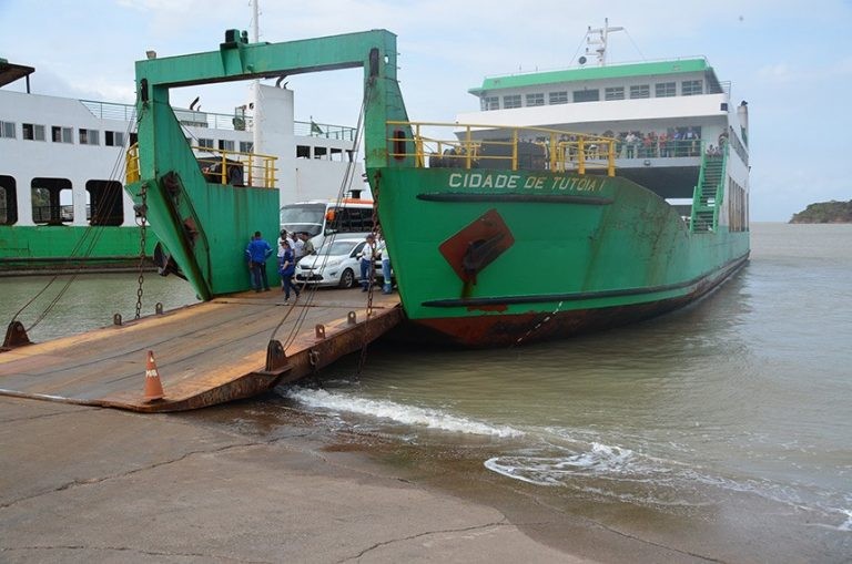 Ferryboat no Maranhão - (Foto: CCOM-MPMA)