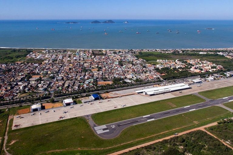 O aeroporto de Macaé (RJ) - (Foto: Rui Porto Filho/Prefeitura de Macaé)
