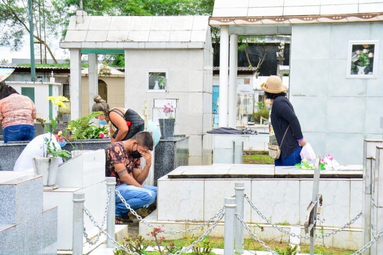 O Brasil já contabiliza mais de 670 mil mortos por Covid-19 - (Foto: Valdo Leão/Prefeitura de Manaus)