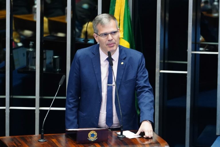 Furtado: proibição evitará problemas para o apenado e para a sociedade - (Foto: Pablo Valadares/Câmara dos Deputados)