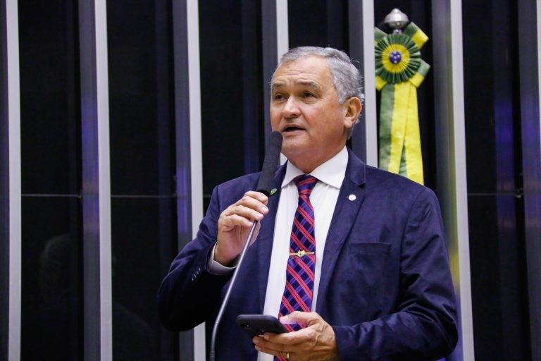 General Girão apresentou substitutivo ao projeto - (Foto: Marina Ramos/Câmara dos Deputados)