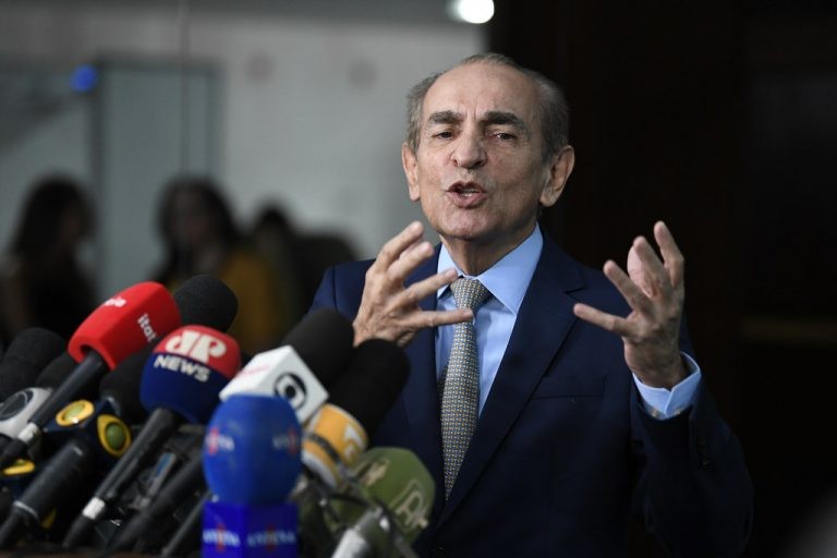 Marcelo Castro também disse que quer oferecer um reajuste maior que 5% para os servidores públicos - (Foto: Roque de Sá/Agência Senado)