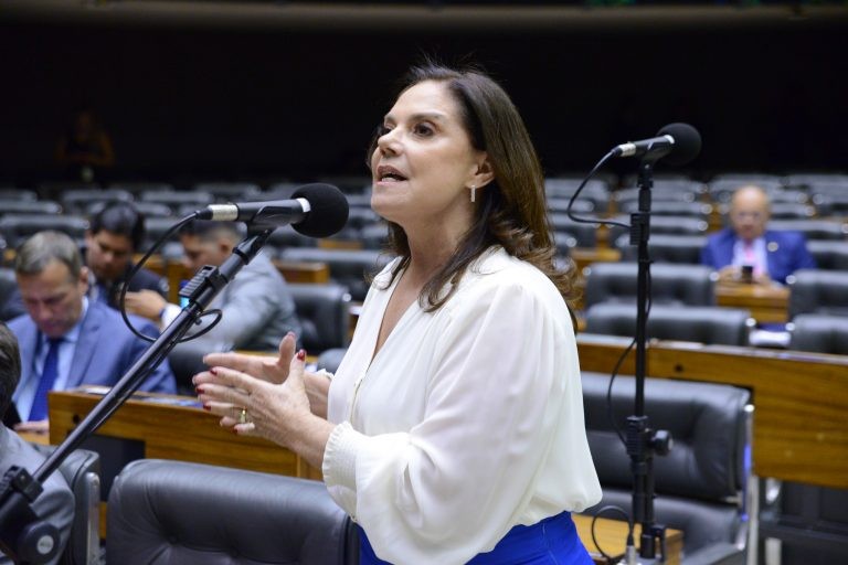 Soraya Santos: proposta deve agilizar processo trabalhista - (Foto: Wesley Amaral/Câmara dos Deputados)
