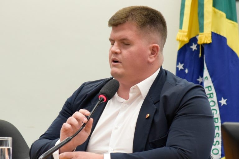 Rigoni: intenção é solucionar problemas com mais rapidez junto às agências reguladoras - (Foto: Alan Rones/Câmara dos Deputados)