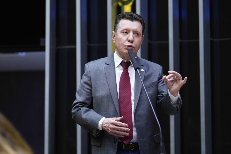 O autor da proposta, deputado José Nelto - (Foto: Pablo Valadares/Câmara dos Deputados)