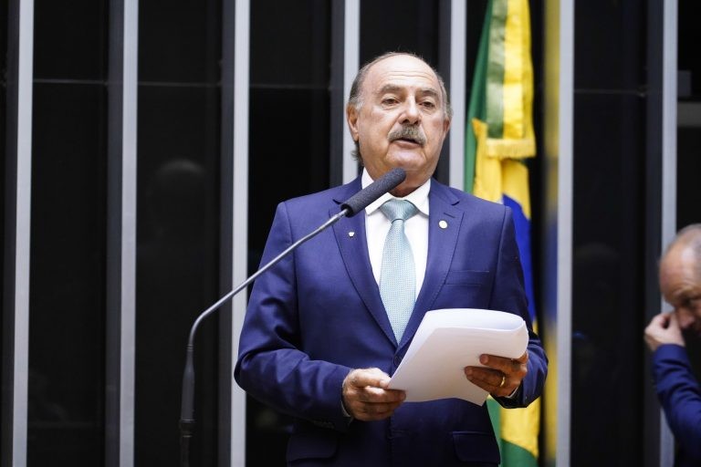 Calil: “É preciso sensibilizar os gestores da importância do teste do pezinho - (Foto: Pablo Valadares/Câmara dos Deputados)