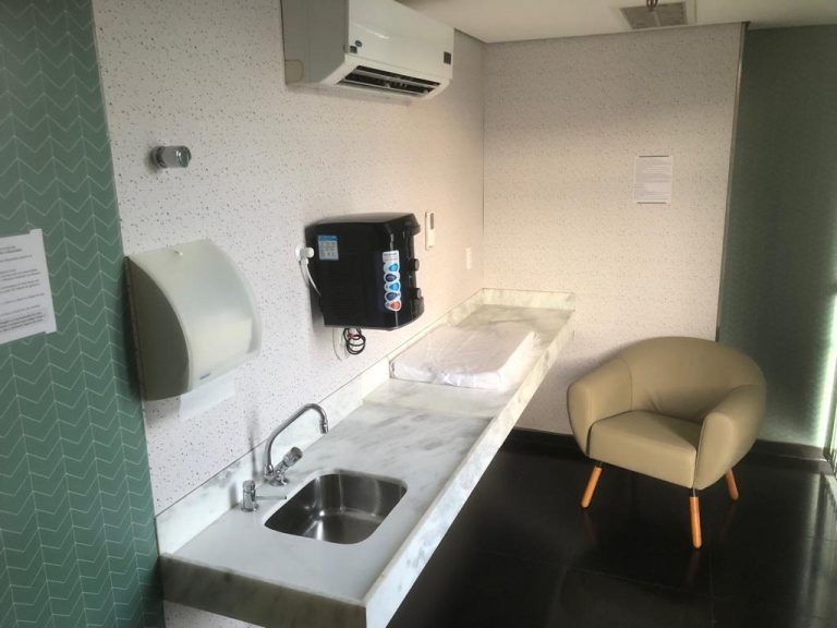 Nova sala permitirá a amamentação ou a coleta de leite - (Foto: Tiago Miranda/Câmara dos Deputados)