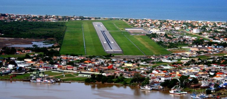 Aeroporto Internacional de Navegantes (SC) - (Foto: Divulgação/Infraero)