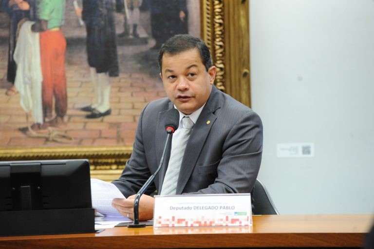 Delegado Pablo recomendou a aprovação da proposta - (Foto: Billy Boss/Câmara dos Deputados)