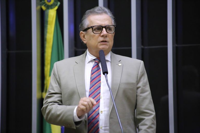 Flávio Nogueira: texto está em sintonia com o Código de Defesa do Consumidor - (Foto: Michel Jesus/Câmara dos Deputados)