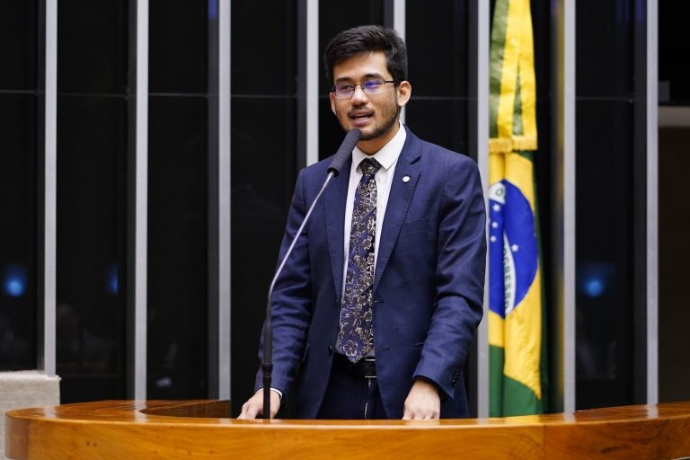 Kim Kataguiri, relator da proposta - (Foto: Pablo Valadares/Câmara do Deputados)