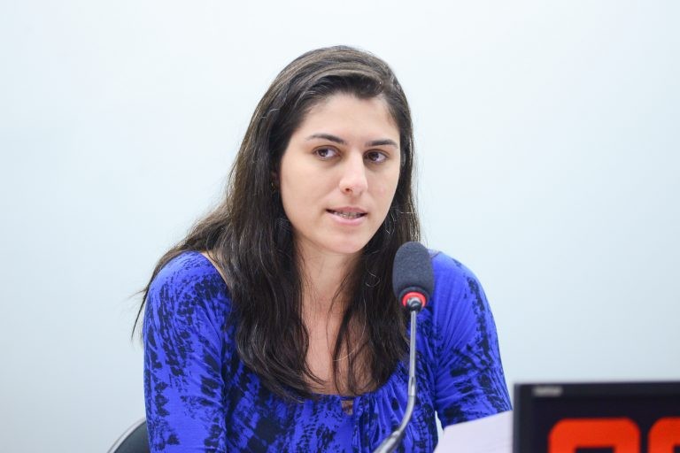 Chris Tonietto: projeto é demanda legítima dos policiais - (Foto: Billy Boss/Câmara dos Deputados)