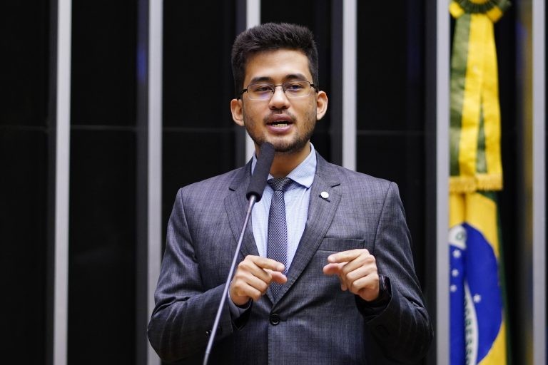 Parecer de Kataguiri será analisado agora por comissão especial - (Foto: Pablo Valadares/ Câmara dos Deputados)