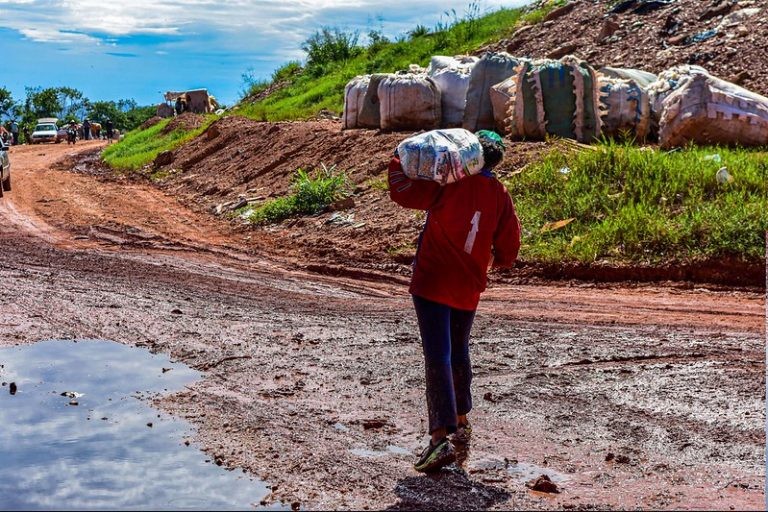 Famílias em situação vulnerável terão mantido o valor do auxílio - (Foto: João Reis/Governo do Mato Grosso)