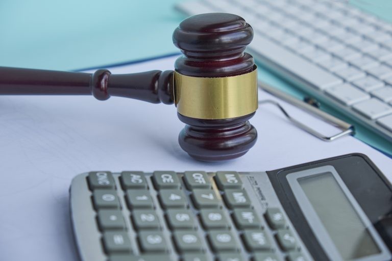 Voto de qualidade havia sido extinto no governo Bolsonaro - (Foto: Depositphotos)