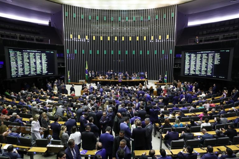 Deputados reunidos no Plenário nessa quarta - (Foto: Bruno Spada/Câmara dos Deputados)