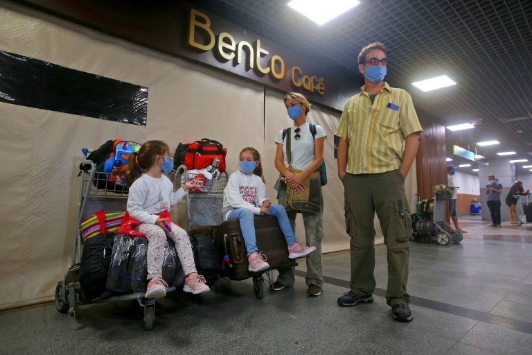 Uso obrigatório da máscara individual voltou em novembro do ano passado - (Foto: Paula Fróes/Governo da Bahia)