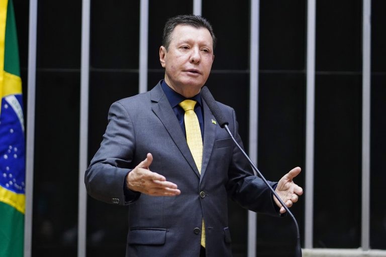 Nelto: acompanhamento ajudará a prevenir doenças e identificar necessidades especiais - (Foto: Pablo Valadares / Câmara dos Deputados)
