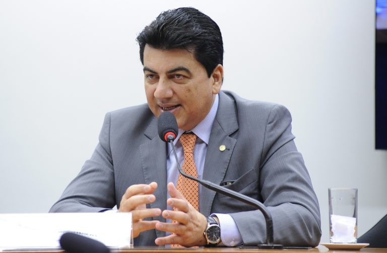 Manoel Júnior em reunião na Câmara dos Deputados em 2015 - (Foto: Lucio Bernardo Jr. / Câmara dos Deputados)