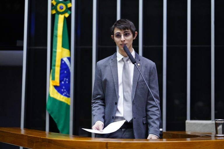 O autor da proposta, deputado Amom Mandel - (Foto: Pablo Valadares/Câmara dos Deputados)