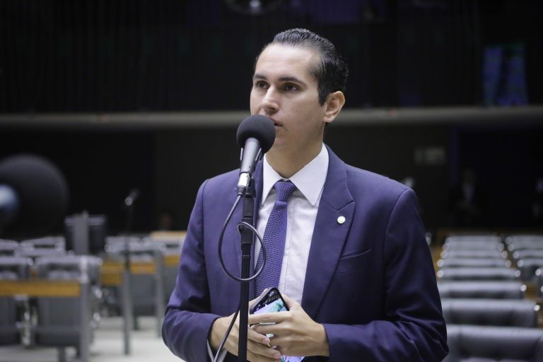 O autor da proposta, deputado Domingos Neto - (Foto: Paulo Sérgio/Câmara dos Deputados)