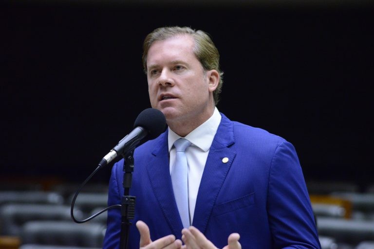 Beltrão: objetivo é ampliar acesso a informações por produtores e trabalhadores rurais - (Foto: Wesley Amaral/Câmara dos Deputados)