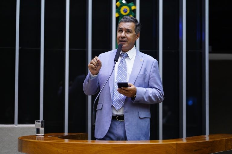 O autor da proposta, deputado Capitão Augusto - (Foto: Pablo Valadares/Câmara dos Deputados)