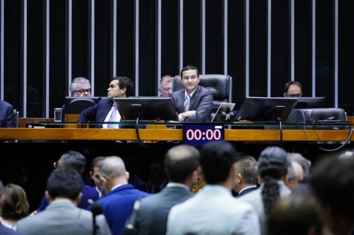 Sessão deliberativa do Plenário da Câmara - (Foto: Pablo Valadares/Câmara dos Deputados)