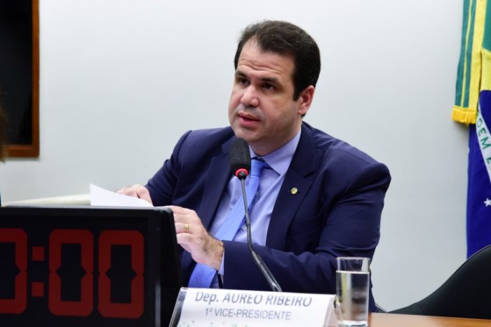 O autor da proposta, deputado Aureo Ribeiro - (Foto: Cleia Viana/Câmara dos Deputados)