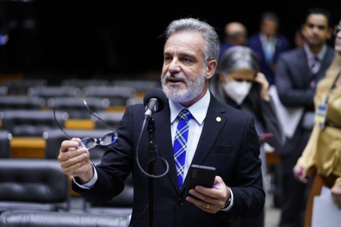 Gilberto Abramo: o grupo tomará providências para que os atos sejam investigados - (Foto: Pablo Valadares/Câmara dos Deputados)