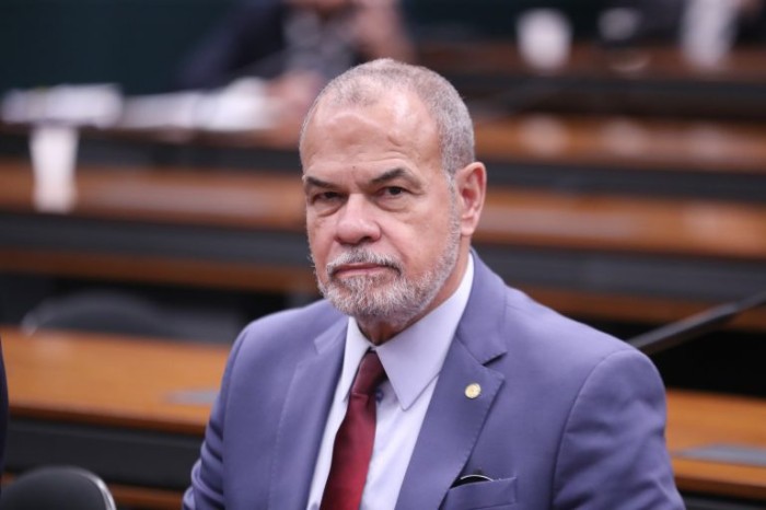 Jorge Braz é autor de projeto que susta artigo da regulamentação das sanções - (Foto: Bruno Spada/Câmara dos Deputados)