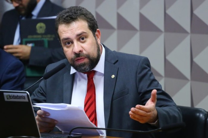 Guilherme Boulos será relator da MP que recria programa Minha Casa, Minha Vida - (Foto: Vinicius Loures/Câmara dos Deputados)