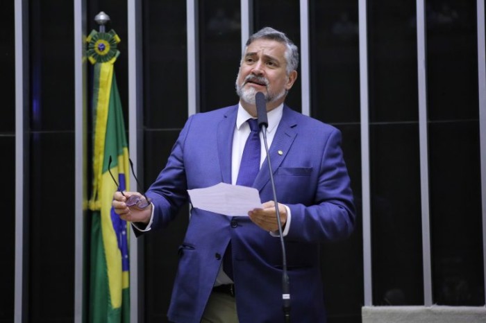 Ministro da Secretaria de Comunicação Social da Presidência, Paulo Pimenta - (Foto: Michel Jesus/Câmara dos Deputados)