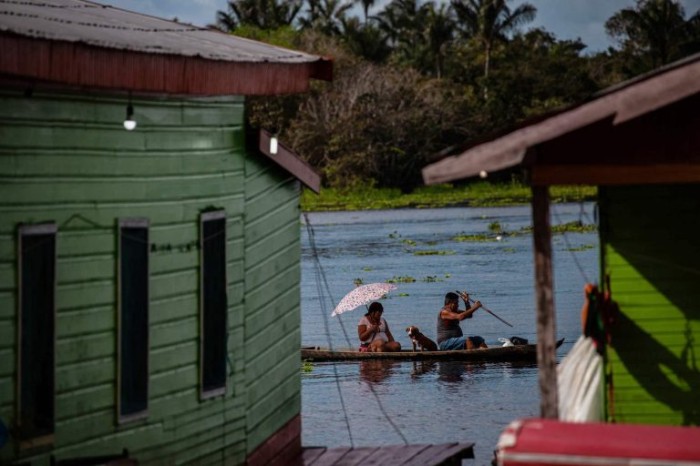 Transporte no Amazonas é feito predominantemente de barco - (Foto: Raphael Alves/Amazônia Real)