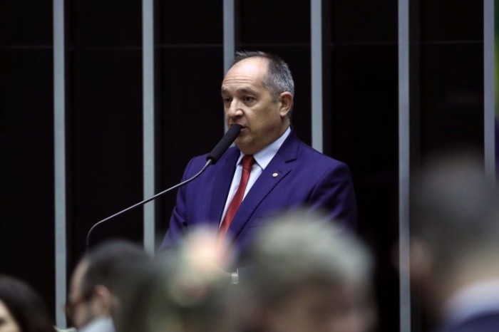 Proposta de Luciano Azevedo quer combater distorções no sistema eleitoral - (Foto: Bruno Spada/Câmara dos Deputados)