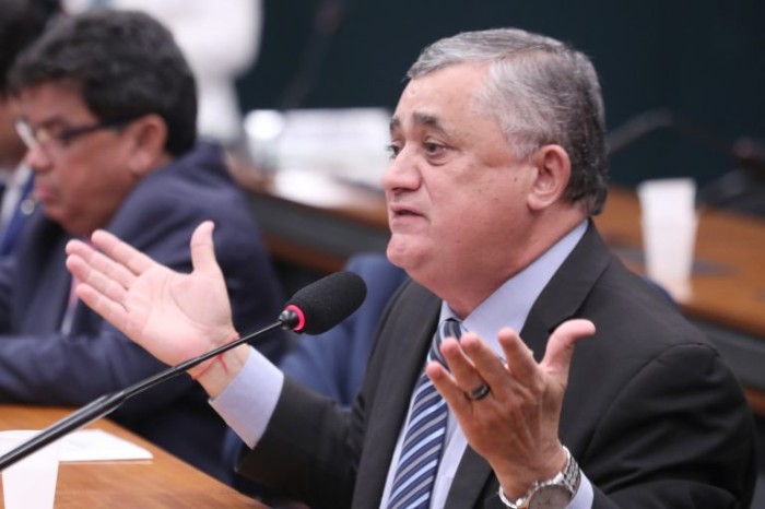 Relator defende que tramitação do projeto sirva de referência para outras políticas de Estado - (Foto: Bruno Spada/Câmara dos Deputados)