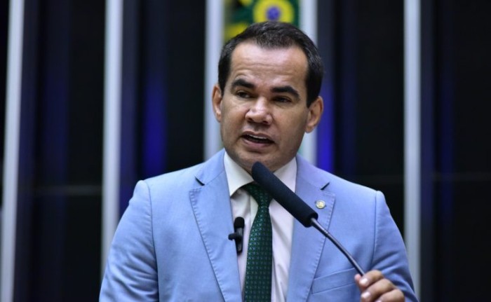 Defensor Stélio Dener, relator da proposta - (Foto: Zeca Ribeiro/Câmara dos Deputados)