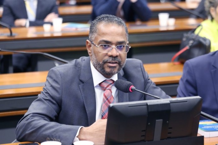 Deputado Márcio Marinho pediu a realização do debate - (Foto: Billy Boss /Câmara dos Deputados)