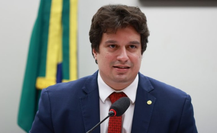 Ramos: proposta contribui para atuação eficiente do poder público em casos de desastres - (Foto: MyKe Sena/Câmara dos Deputados)