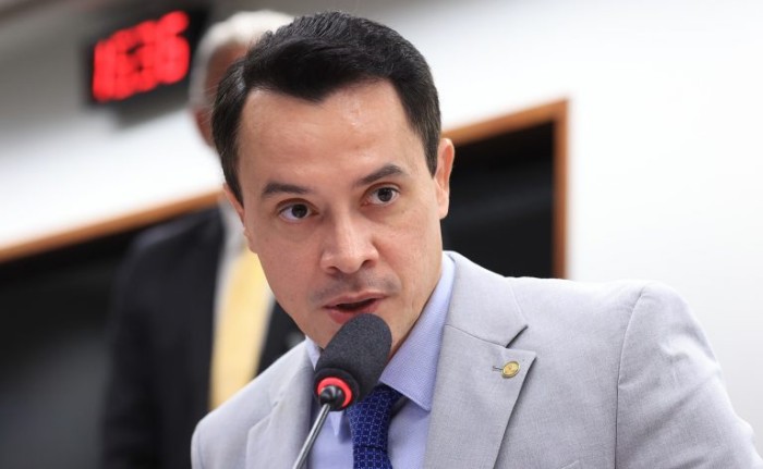 Zé Haroldo Cathedral: medida possibilitará qualidade de vida digna - (Foto: MyKe Sena/Câmara dos Deputados)