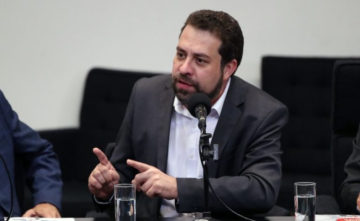 Guilherme Boulos recomendou a aprovação do texto - (Foto: Bruno Spada/Câmara dos Deputados)
