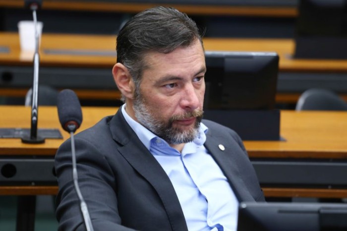 O autor da proposta, deputado Marangoni, recomendou a aprovação do projeto - (Foto: Vinicius Loures/Câmara dos Deputados)