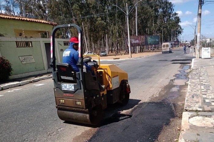 Operação Tapa-Buraco atua em vias dos bairros Zabelê, Recreio, Candeias e Alto Maron