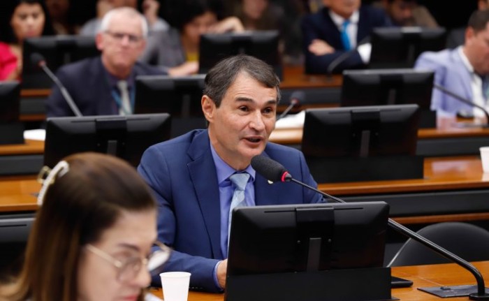 Romero Rodrigues recomendou a aprovação do projeto com mudanças - (Foto: GIlmar Félix / Câmara dos Deputados)