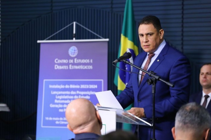 O presidente do Cedes, deputado Da Vitória - (Foto: Vinicius Loures/Câmara dos Deputados)