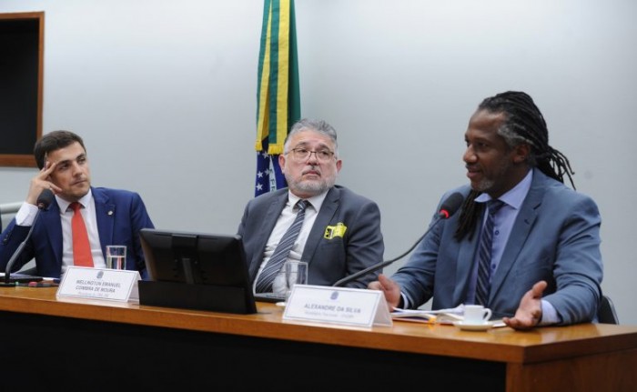 Alexandre da Silva (D): a forma como o idoso exerce a cidadania é marcada pelo etarismo - (Foto: Renato Araújo/Câmara dos Deputados)