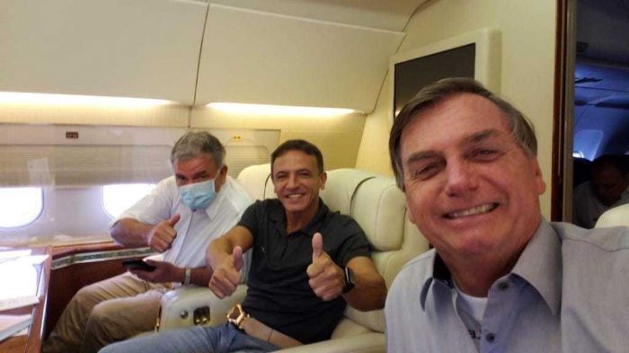 Bolsonaro fez voo para o Acre ao lado de senador do Estado Marcio Bittar (MDB) - (Foto: Facebook / Márcio Bittar)