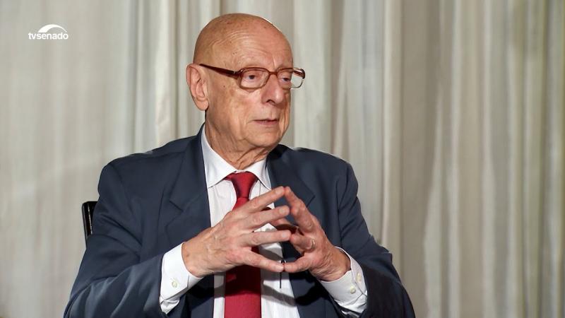 Esperidião Amin defende PEC que limita decisões monocráticas no STF